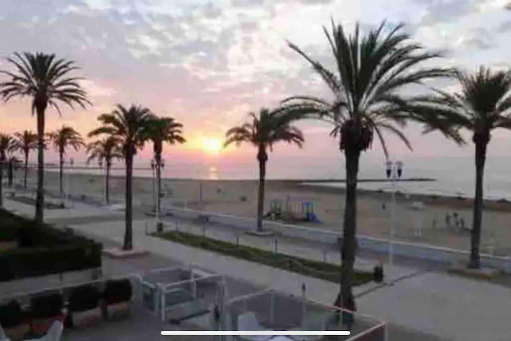 Precioso Apartamento Junto Al Mar La Pobla de Farnals Exteriör bild